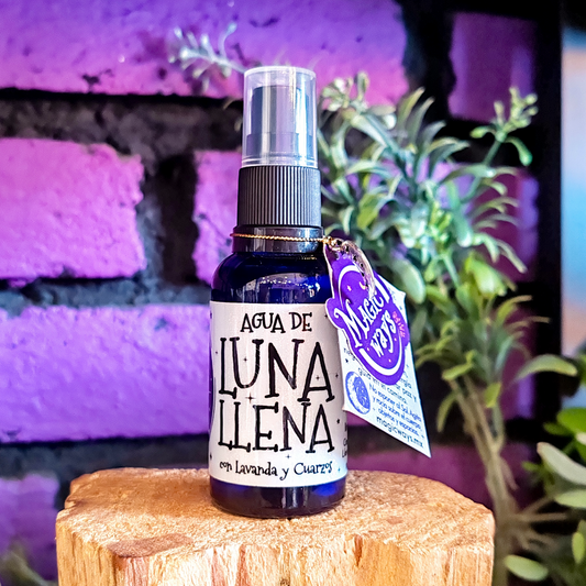 Agua de Luna Llena con Lavanda y Cuarzos